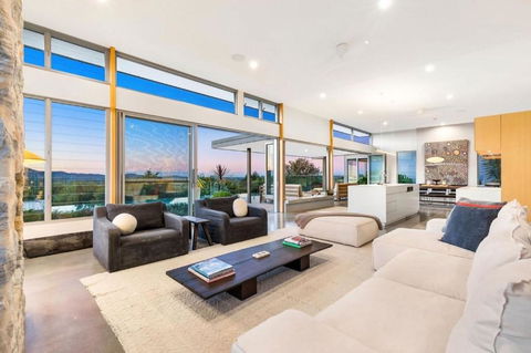 A Perfect Stay - The Springs - Brisbane Tourism 2