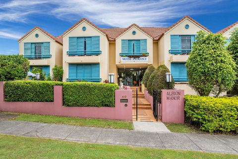 Albion Manor - Brisbane Tourism 0
