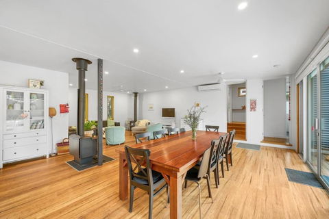 Aireys Bush Retreat - Tourism Brisbane 1