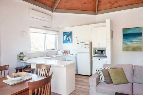 Aireys Inlet Getaway - Tourism Brisbane 2