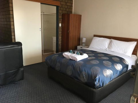 Airport Whyalla Motel - Brisbane Tourism 1
