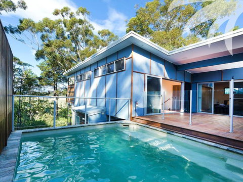 Akama - Brisbane Tourism 0