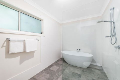 Albany Lane A Cozy Getaway In Berry - Tourism Brisbane 4