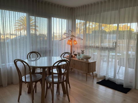 Alex Beachfront Views - Tourism Brisbane 4