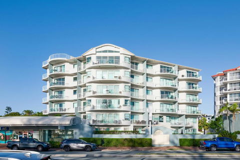Alex Seaside Resort - Brisbane Tourism 3