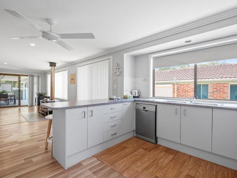 Alka Beach House - Tourism Brisbane 4