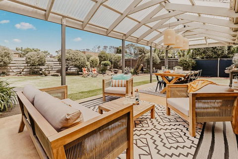 Alkira - Tourism Brisbane 0