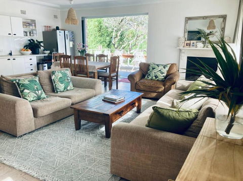 Alkira House Freshwater Beach 5 Mins To Manly - Tourism Brisbane 0