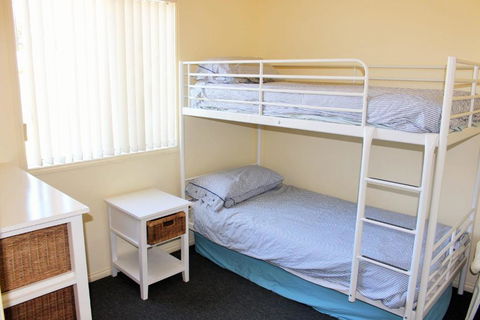 Alton Seas 67 Hargreaves Rd Middleton - No Linen Included - Brisbane Tourism 3