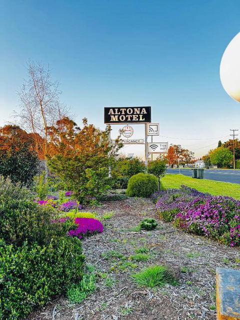 Altona Motel - Brisbane Tourism 0