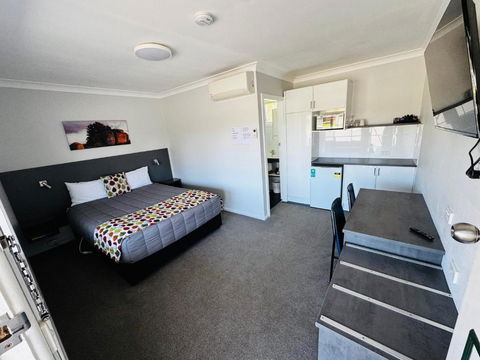 Altona Motel - Brisbane Tourism 4