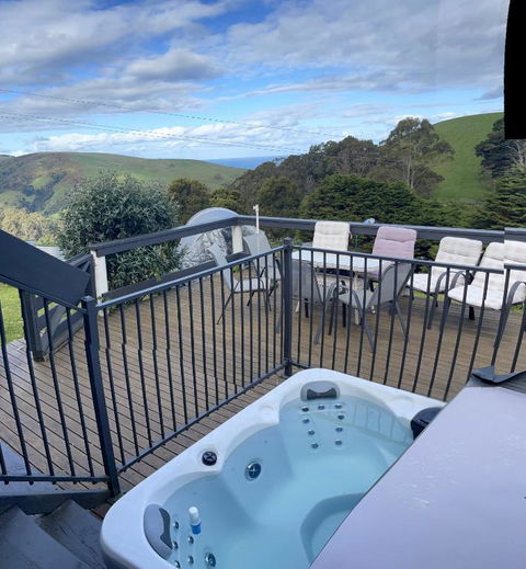 Alyeska Farm House - Brisbane Tourism 0