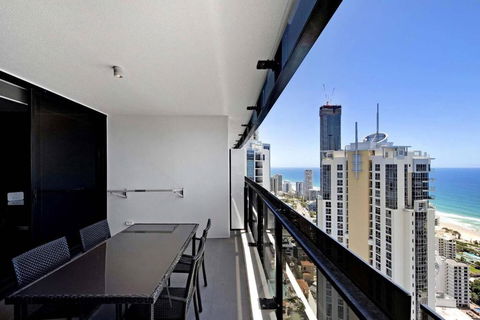 Amazing Location At Circle On Cavill - One Bedroom Self Contained Apartments - Privately Managed - Tourism Brisbane 1