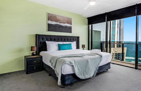 Amazing Location At Circle On Cavill - One Bedroom Self Contained Apartments - Privately Managed - Tourism Brisbane 3