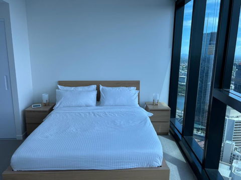 Amazing Views 60th Level Skytower 3 Bedrooms - Brisbane Tourism 3
