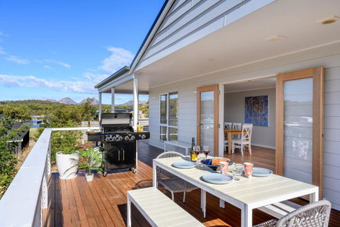 Ambience, A Stunning Holiday Retreat! - Tourism Brisbane 0