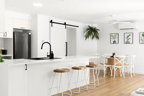 Amiri On Holbrook - Pet Friendly - Brisbane Tourism 1