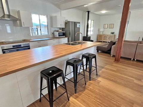 Amity Ohana - Tourism Brisbane 3