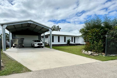 Anglers Retreat - Brisbane Tourism 0