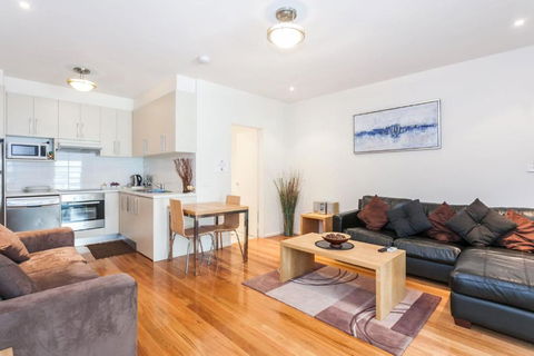 Anglesea River Apartment 23 - Brisbane Tourism 1