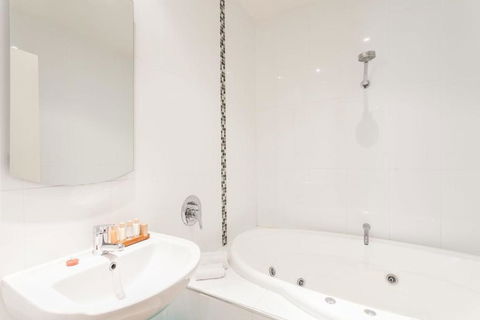 Anglesea River Apartment 23 - Brisbane Tourism 3