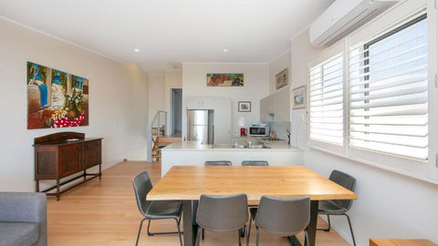 Angourie Blue 3 - Brisbane Tourism 1