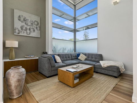 Anna Superbly Stylish Luxury Townhouse - Tourism Brisbane 3