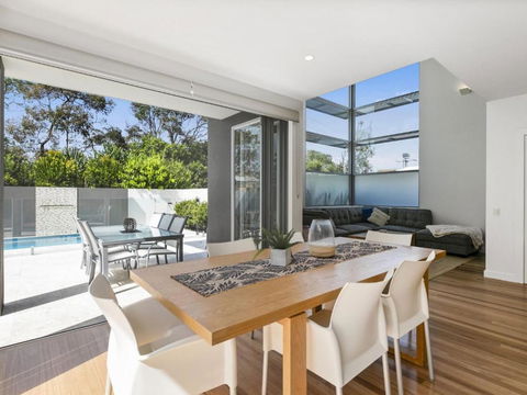 Anna Superbly Stylish Luxury Townhouse - Tourism Brisbane 0
