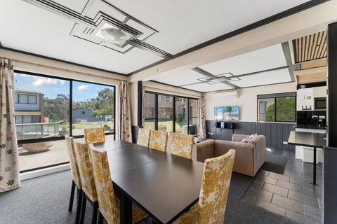 Alpine Mountain View 39 - 3BR L Swimming Pool L Air-Con L WiFi - Brisbane Tourism 1