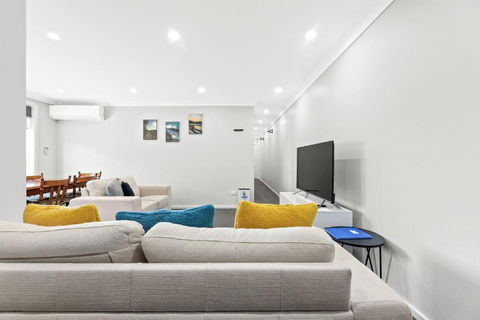 Apollo Unit 1 - Ground Floor - A Block - Tourism Brisbane 1