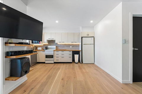 Apollo Unit 4 - Ground Floor - Block A - Tourism Brisbane 3