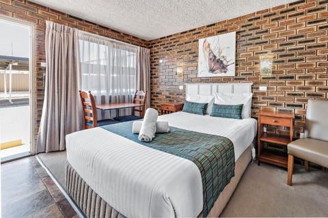 Apple & Grape Motel - Brisbane Tourism 4