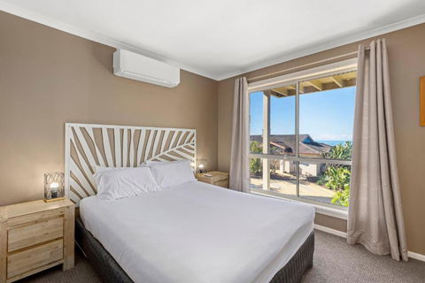 Aqualuna Beach Resort - Brisbane Tourism 4