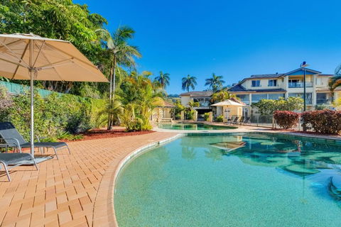 Aqualuna Beach Resort - Brisbane Tourism 2