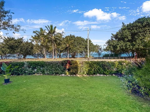 Arcadia Beach Unit 1 - Brisbane Tourism 2