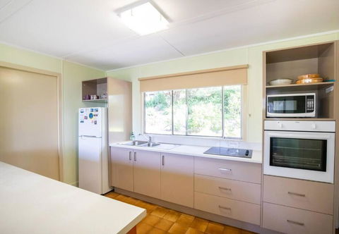 ARCADIA -Straddie Original 3 Bedroom House With Ocean Views - Tourism Brisbane 3