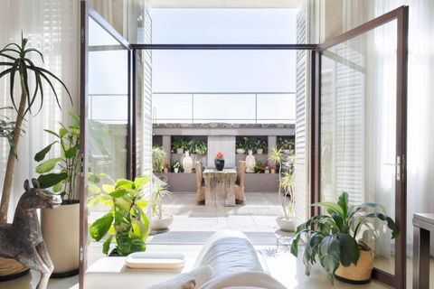Architectural Home, Pool Oasis/ Steps From Trendy Chapel St. - Brisbane Tourism 1