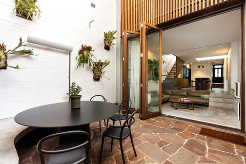 Architecture Designed Terrace - Tourism Brisbane 2