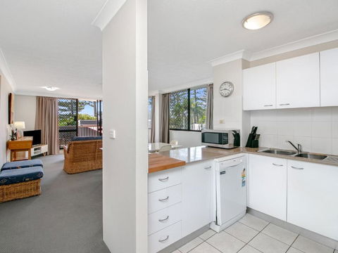 Aries Unit 5 - Brisbane Tourism 2