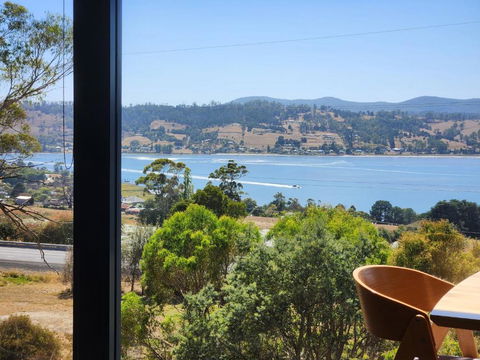 Armalong Winery Chalets - Brisbane Tourism 4