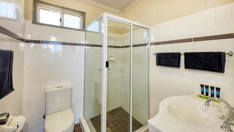 Artesian Motor Inn Under New Management RAMS Motel - Brisbane Tourism 4