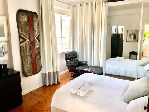 Artistic, Spacious And Comfortable 1 Bedroom Apartment - Brisbane Tourism 0