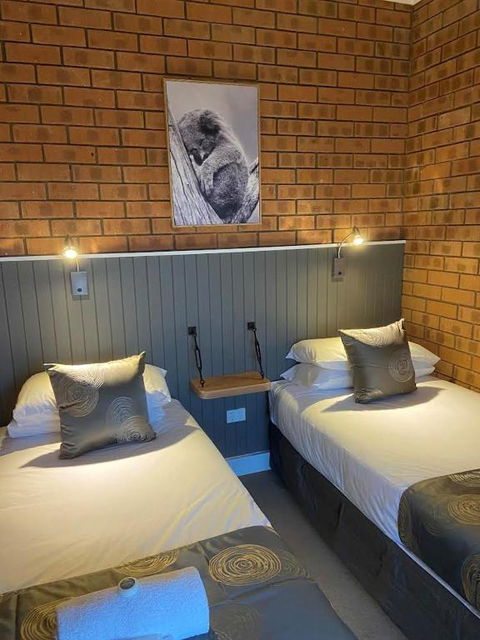 Ashleigh Court Motor Inn - Brisbane Tourism 3
