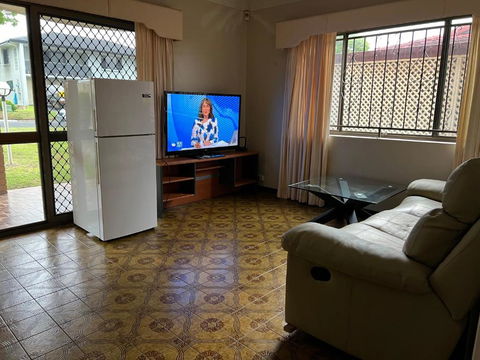 Aspley Large Room & Share Bathroom With Other Guests - Brisbane Tourism 0
