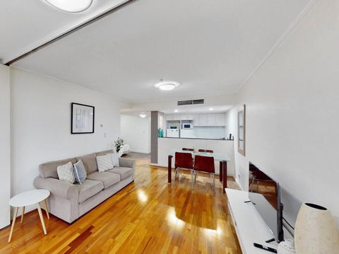 ATCH9 - St Leonards Atchison St - Brisbane Tourism 3
