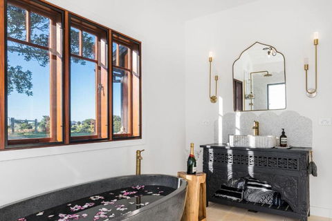 Aurora House - Tourism Brisbane 3