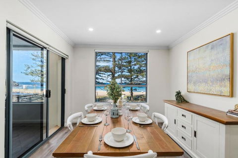 Austi Beach Escape - A Dreamy Oceanfront Haven - Tourism Brisbane 3