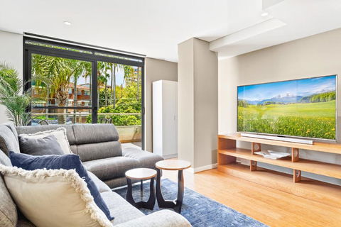 B208S - The Waverton Escape - Tourism Brisbane 1