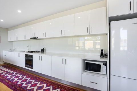 B314S - Waverton Village Heights - Tourism Brisbane 3