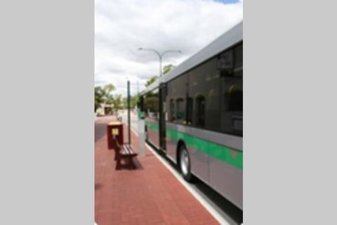 B7 Crawley Apartment 1 BRM & Sleepout Near UWA - Tourism Brisbane 3